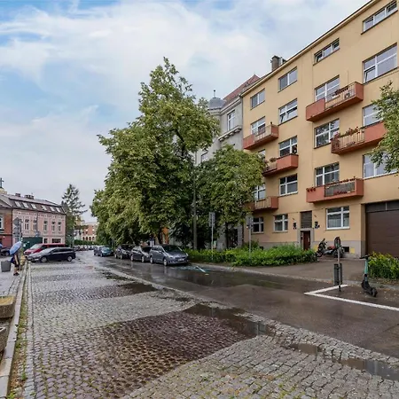Underground Debnicki Main Square By Renters Apartmán *